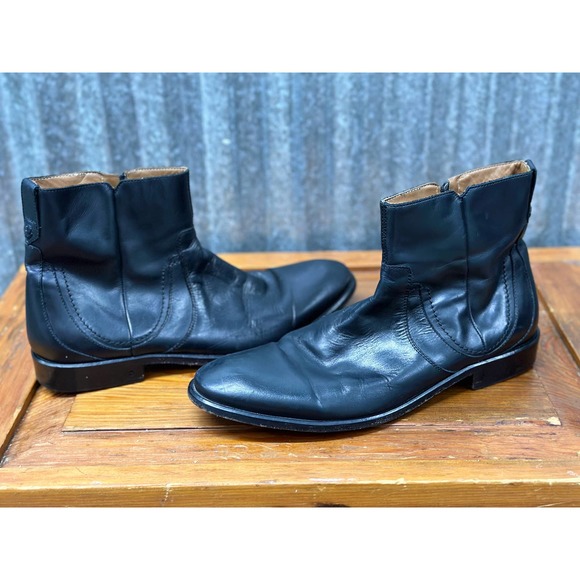John Varvatos Men’s (Size 9.5) Italian Leather Side Zip Boot